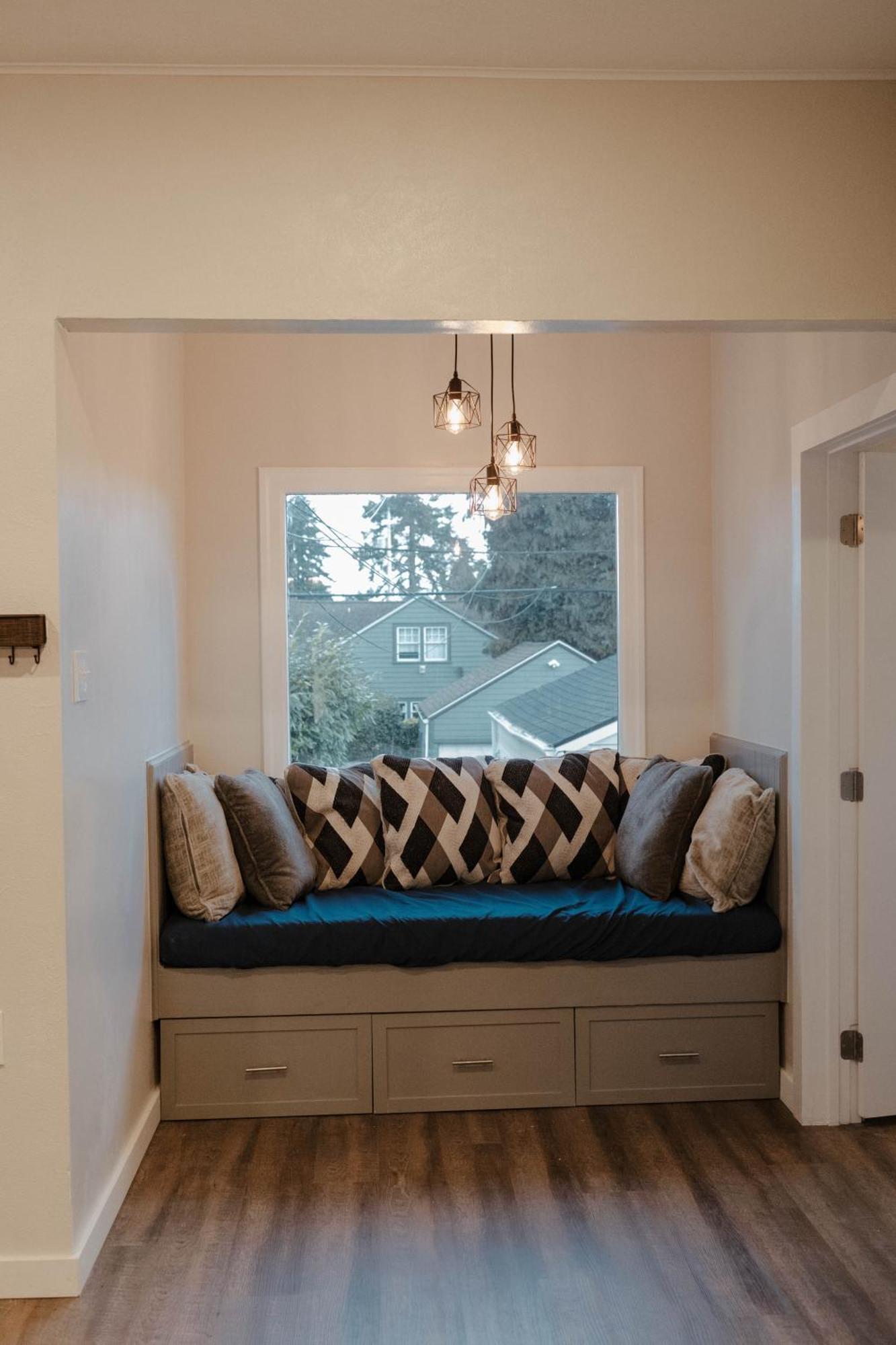 Central Tacoma Triplex Bagian luar foto
