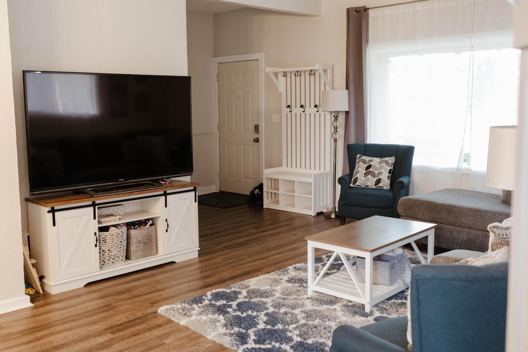 Central Tacoma Triplex Bagian luar foto